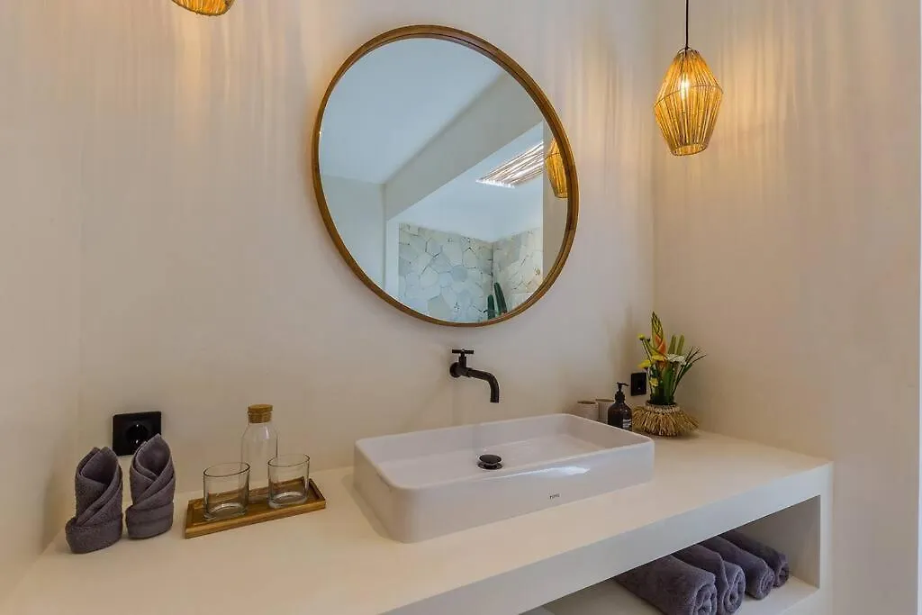 Villa Kiara Our Paradise In Seminyak 5 Bedrooms 12M Private Pool Indonezja